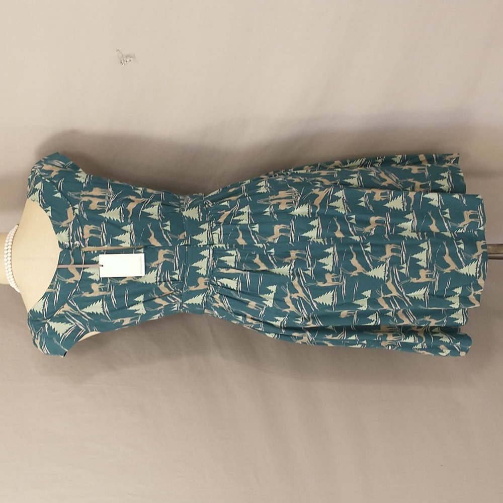 Quality Midi Dress Deer Forest Print Feminine Cap Sleeve Emily and Fin London UK - Picture 6 of 15